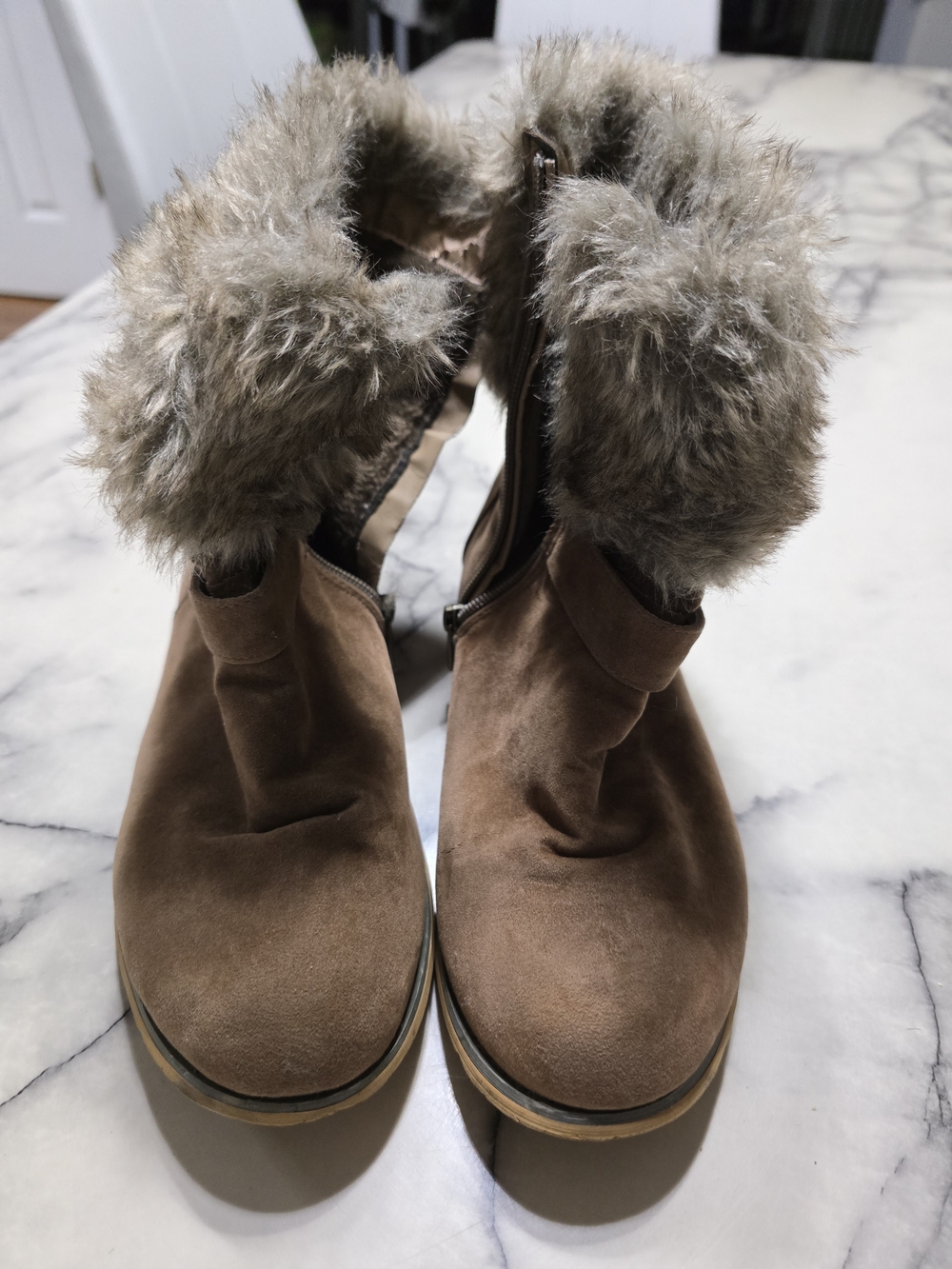 Tino Gonzalez Women's Boot Faux Fur Lining Size 8.5 Brown Suede